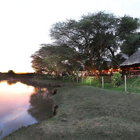 Mara River Lodge Aitong Extérieur photo